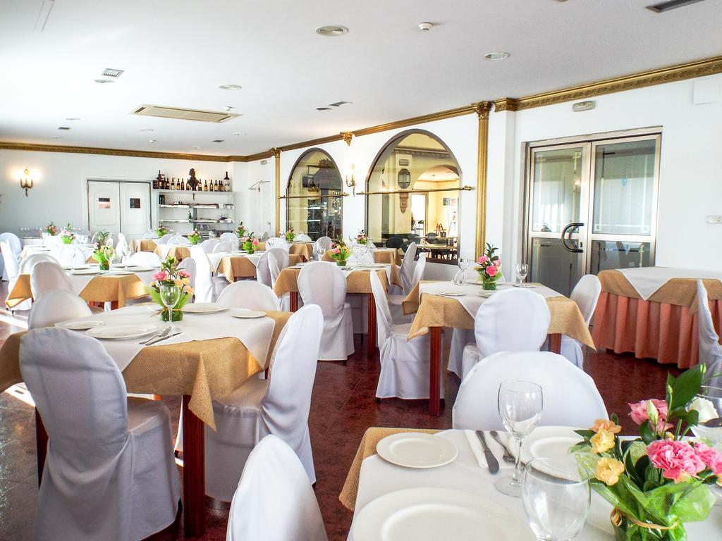 Hotel Poniente Moraleda De Zafayona Zewnętrze zdjęcie